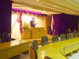 学生交換事業修了証授与式