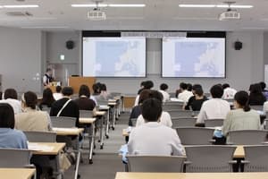 模擬講義「ポテトチップスと商学～モノの流れでつながる地域の経済～」
