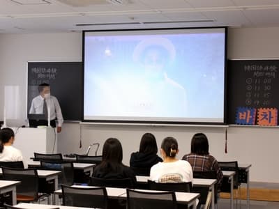 語学体験の様子