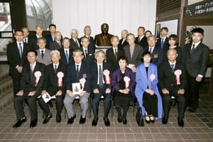 銅像建立除幕式集合写真
