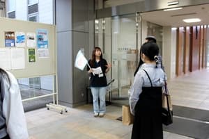 学生staffによるキャンパスツアー