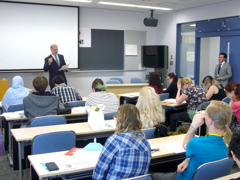 学生交換事業オリエンテーション風景