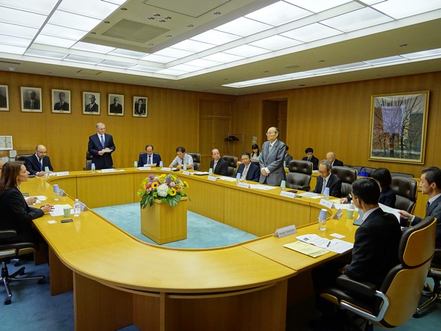 表敬訪問様子