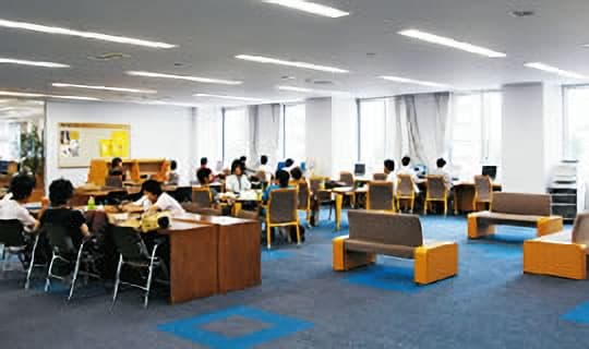 2F自由学習コーナー