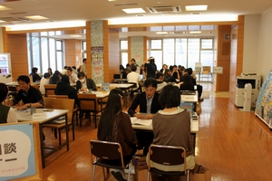 個別相談＆商科Cafeコーナー